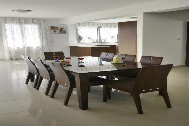 Oniros By Prestige Bookings Peyia Exterior photo